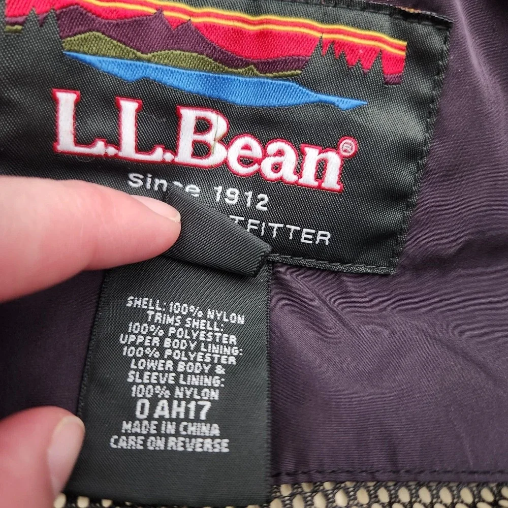 L.L. Bean Womens Medium Black Gortex Extreme Wet Weather Full Zip Hooded Jacket - Picture 8 of 12